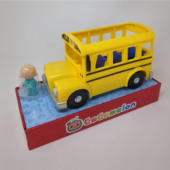 CoComelon Official Musical Yellow School Bus, Plays ‘Wheels on The Bus' Song - Picture 3 of 7